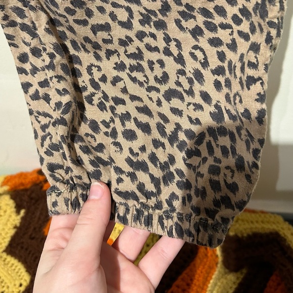 Aerie Leopard Print Linen Cargo Joggers Sz S - Picture 4 of 7